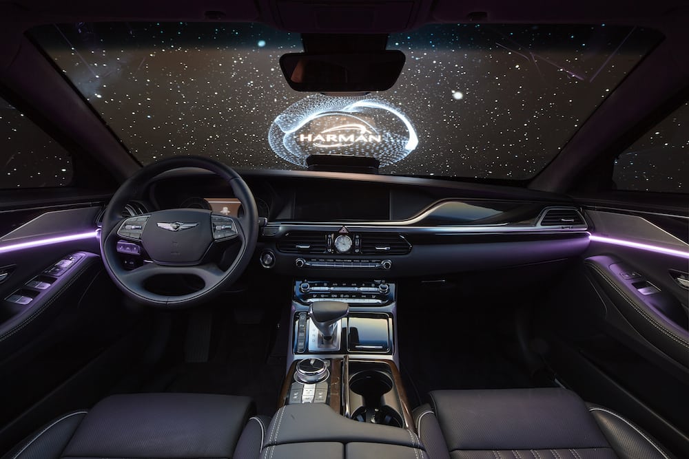interior_dash_with_projection_option_3