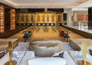 This £200 million mansion described as "the eighth wonder of the world" has been unveiled. See SWNS story SWMANSION; The staggering home in Los Angeles has 12 bedroom suites, 21 bathrooms, three kitchens, five bars and a 40-seat cinema. 924 Bel Air also has more than 100 curated art installations and a garage filled with $30 million of classic and modern cars. It is the work of property developer Bruce Makowsky and at $250 million is one of the world's most expensive houses.