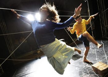 Us/Them BRONKS, Big in Belgium, Richard Jordan, Theatre Royal Plymouth at Summerhall at the Edinburgh Festival Fringe, Edinburgh, Scotland. UK
o5/08/2016 © COPYRIGHT PHOTO BY MURDO MACLEOD
All Rights Reserved
Tel + 44 131 669 9659
Mobile +44 7831 504 531
Email: m@murdophoto.com
STANDARD TERMS AND CONDITIONS APPLY (press button below or see details at http://www.murdophoto.com/T%26Cs.html
No syndication, no redistribution, Murdo Macleods repro fees apply. Commed