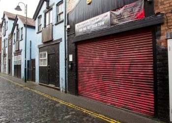 GV of "Dr Evils Body Modification Emporium" also known as "Punctured Body Piercing & Modification" in Princess Alley, Wolverhampton.  (Friday 3 February 2017). A tattoo artist appeared in court yesterday (Fri) accused of splitting a customer's tongue, removing an ear and slicing off someone's NIPPLE.  See NTI story NTITATTOO.  Brendan McCarthy, 47, is accused of committing the bizarre offences at his salon, called Dr Evils Body Modification Emporium.  The tattooist was arrested in December 2015 after concerns over his lack of medical qualifications, the unsuitability of his salon and unregulated actions.  Yesterday (Fri), McCarthy appeared at Walsall Magistrates Court charged with three counts of causing grievous bodily harm with intent and three alternative counts of wounding without intent.  The charges relate to Ezechiel Lott and two other unnamed customers.  The offences are said to have taken place between August 2012 and July 2015, relate to the removal of a client's ear and nipple and splitting the customer's tongue.  McCarthy, of Wolverhampton, West Mids., didn't plead to the offences and only spoke only to confirm his name, age and address during the short hearing.