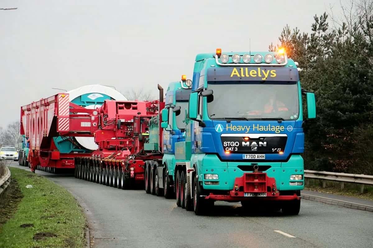 A trailer which weighed a whopping 560 tonnes took 14 hours to painstakingly travel from north Nottinghamshire to Goole - just over 35 miles to north. Last Saturday (March 11) the abnormal load took the trip under police escort from Worksop, setting off at around 10pm. The six metre wide and 82 metre long vehicle transporting a huge reel of steel cable could only move at a maximum of 13 mph, said East Midlands Operational Support Service (EMOpSS) - meaning the trip, which normally takes around 45 minutes, took 14 hours to reach the East Yorkshire port. From there it will continue on its journey to Africa.