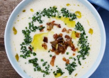 Nosh Detox Celeriac Truffle Soup