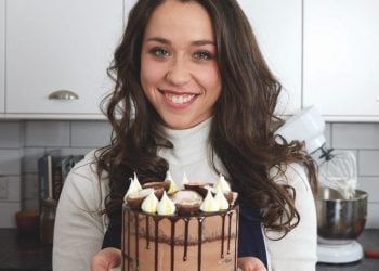 Georgia's Cakes Creme Egg Cake