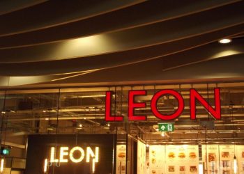 LEON | Photo: Elliott Brown