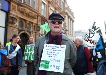 Global Extinction Rebellion (c) SWNS