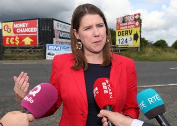 Jo Swinson visits Irish border