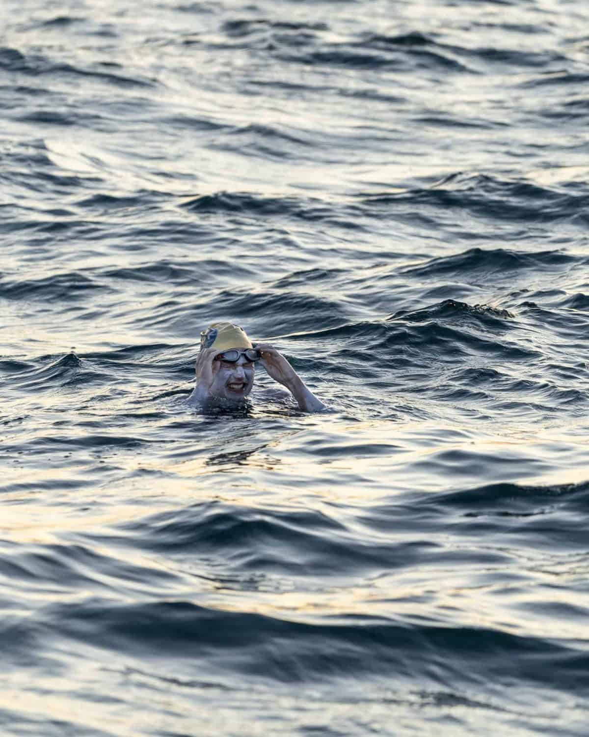 photo courtesy of Jon Washer of American swimmer Sarah Thomas, 37.