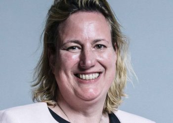 Antoinette Sherratt (Sandbach) : UK Parliament official portrait 2017.