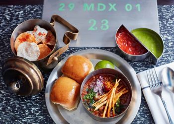 Bombay Bustle dabbawala