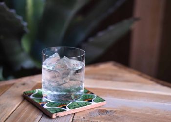 HACHA bar cocktail delivery