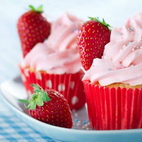 Alzheimer's Society Cupcake Day Very Berry Vegan Cupcake