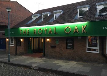 The Royal Oak Archway | Photo: Official Boozers | local pubs