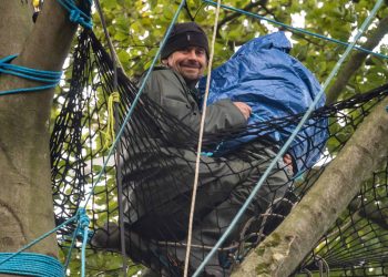 Swampy the actavist, real name is Daniel Hooper in a tree in Jones' Hill Wood in Aylesbury.  Credit;SWNS