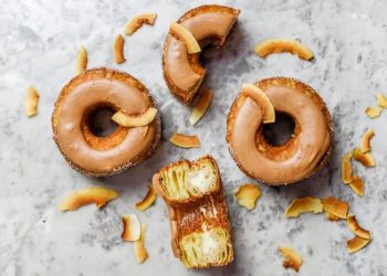 Vegan doughnuts recipe | Photo by Amelia Hallsworth from Pexels