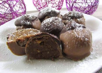 How To Make: Chocolate Fudge Biscuit