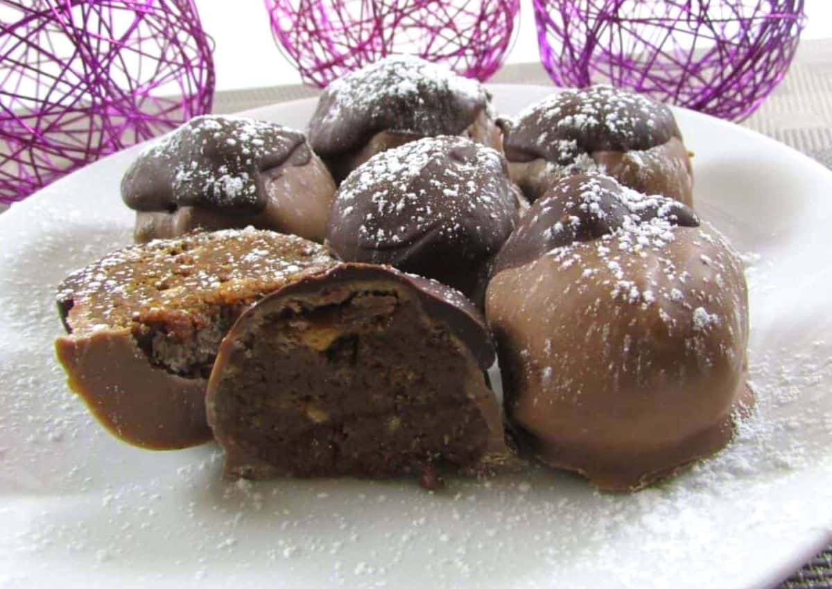 How To Make: Chocolate Fudge Biscuit