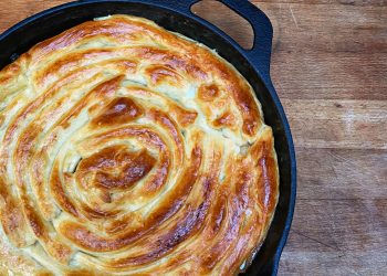 Ox cheek beef cheeks ox cheeks pie recipe landscape | Photo: Jonathan Hatchman