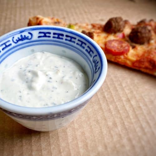 Domino's Garlic and Herb Dip Recipe | Photo: Jonathan Hatchman