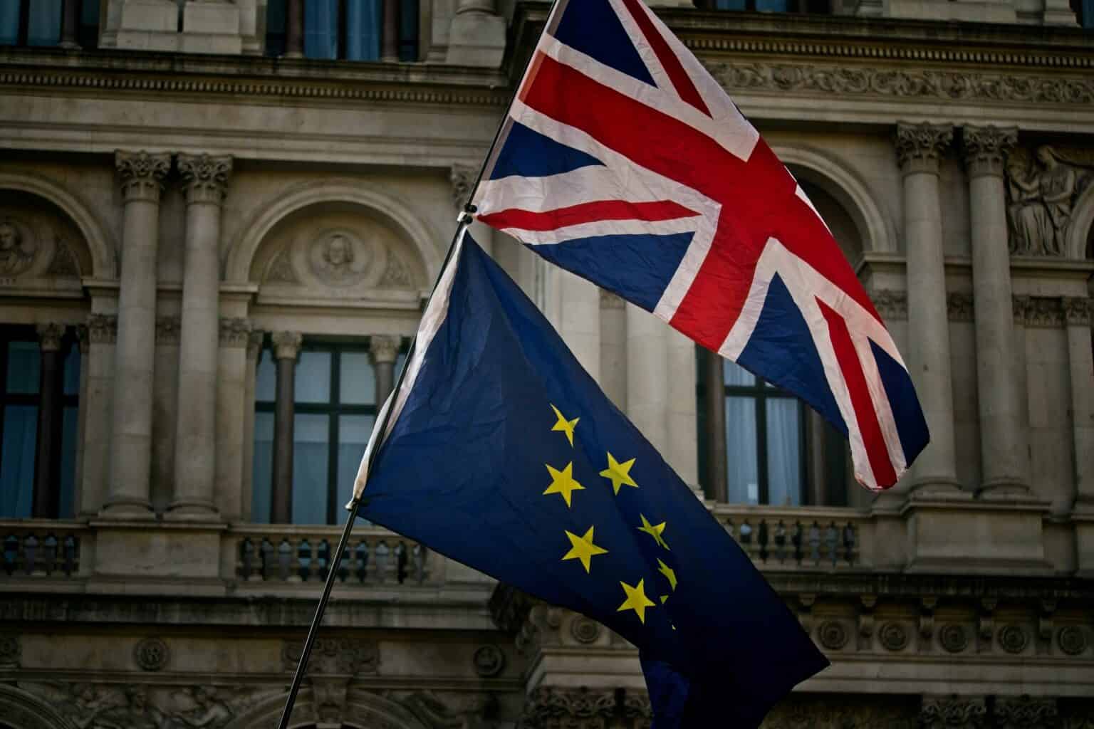 www.thelondoneconomic.com