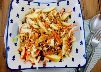 How To Make: Apple, Coleslaw and Walnut Salad
