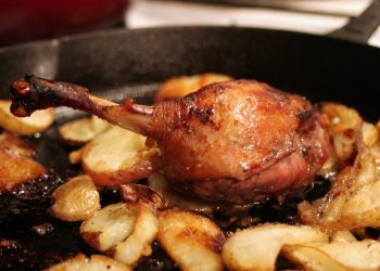 Confit Duck Leg | Photo: Maggie Hoffman / Flickr
