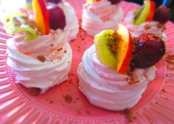 How To Make: Cherry Liqueur Cream Meringue