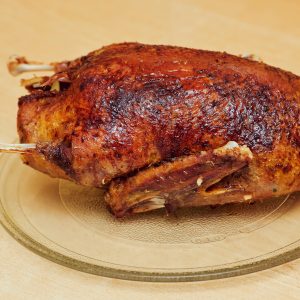 Roast Duck recipe | Photo: Tengyart on Unsplash