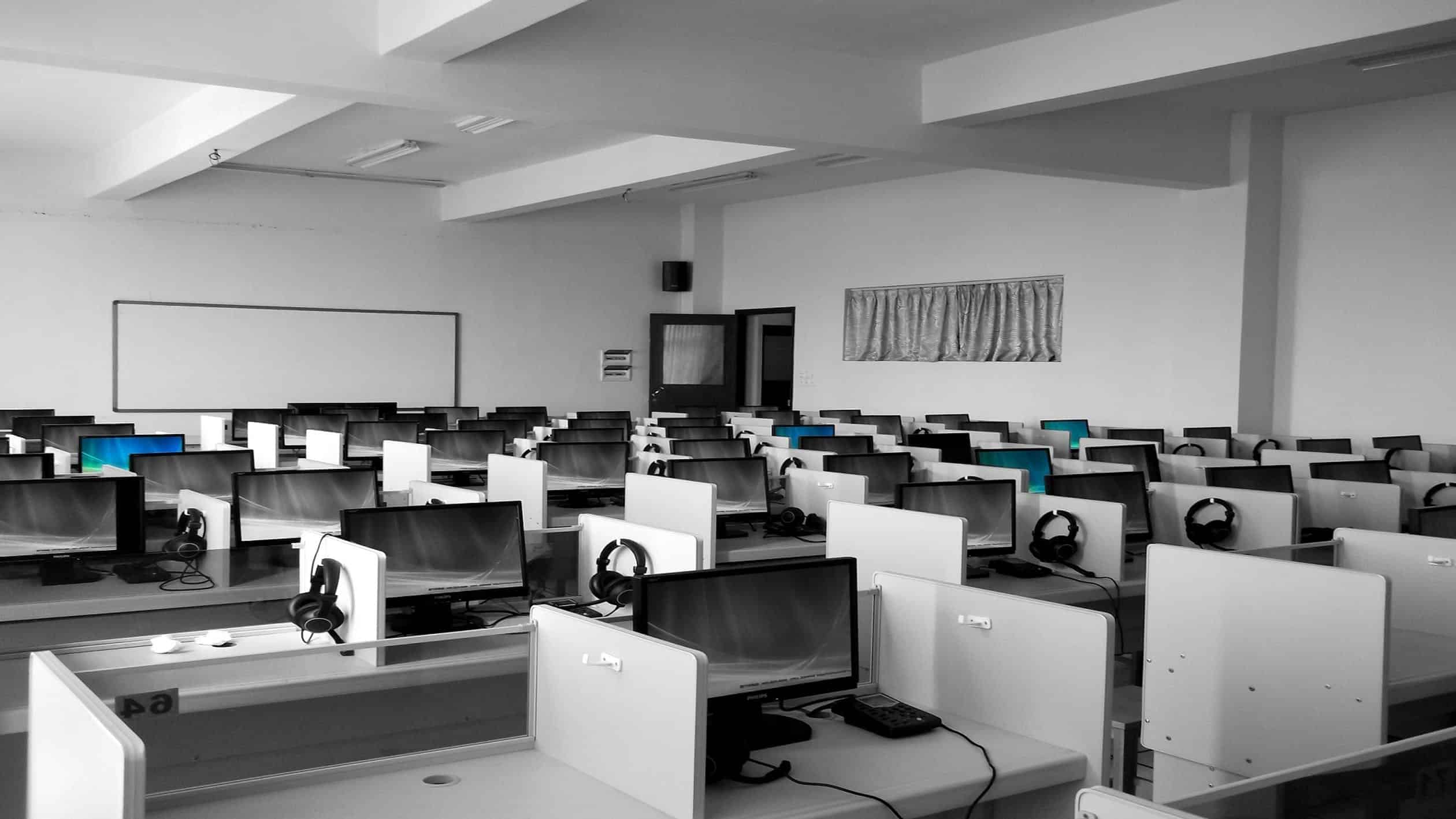 Government hands Brexit helpline contract – to company in India