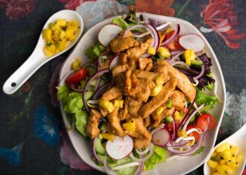 Miso Yaki Chicken Salad with Bean Sprouts & Fruity Salsa