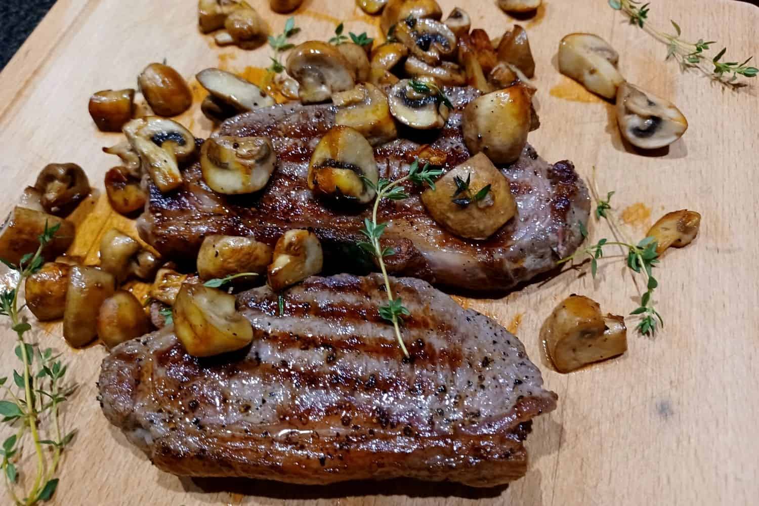 Pan-Seared Steak with Mushrooms And Thyme - The London Economic