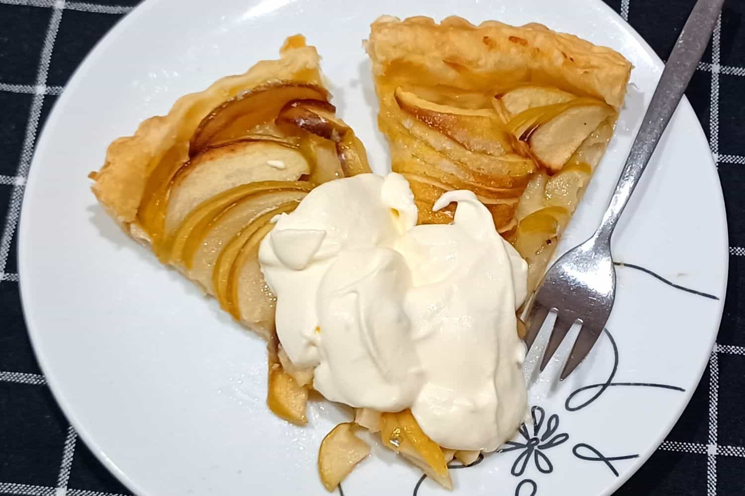 Easy French Apple Tart - The London Economic