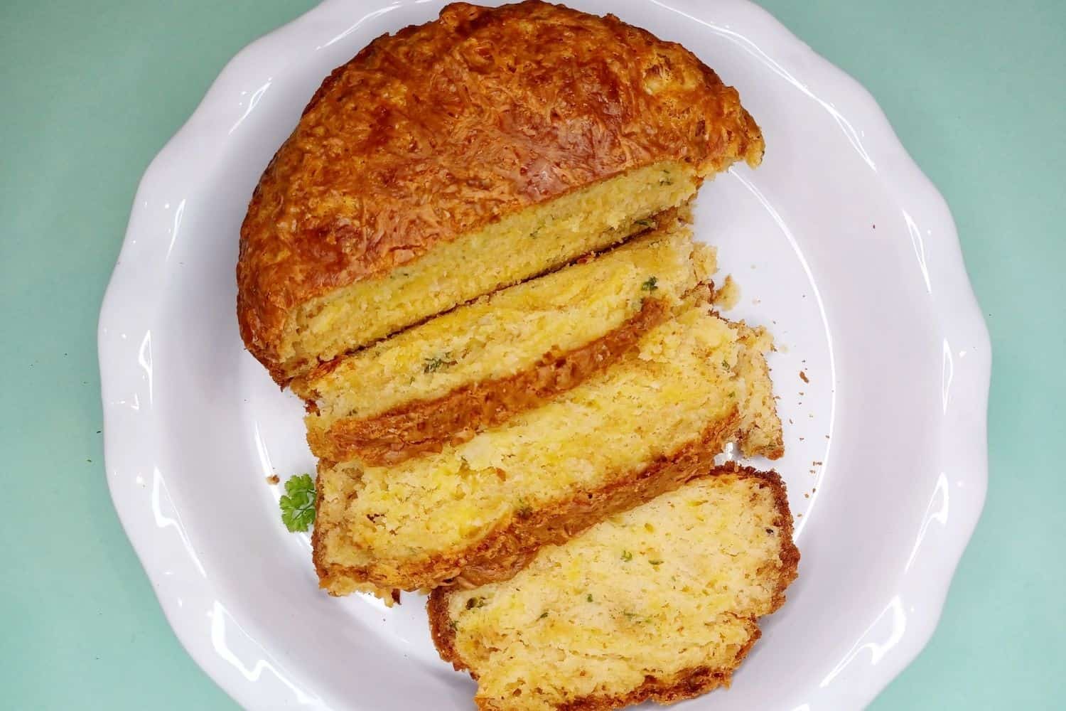 A plain but delightful Cheese and Herb Bread - The London Economic