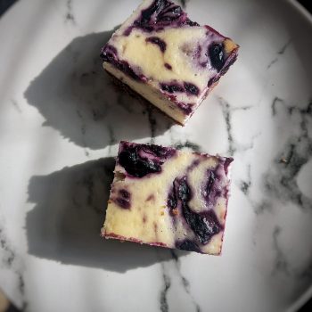Blueberry Biscoff Cheesecake