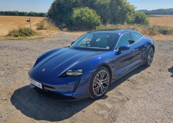 Porsche Taycan 4S