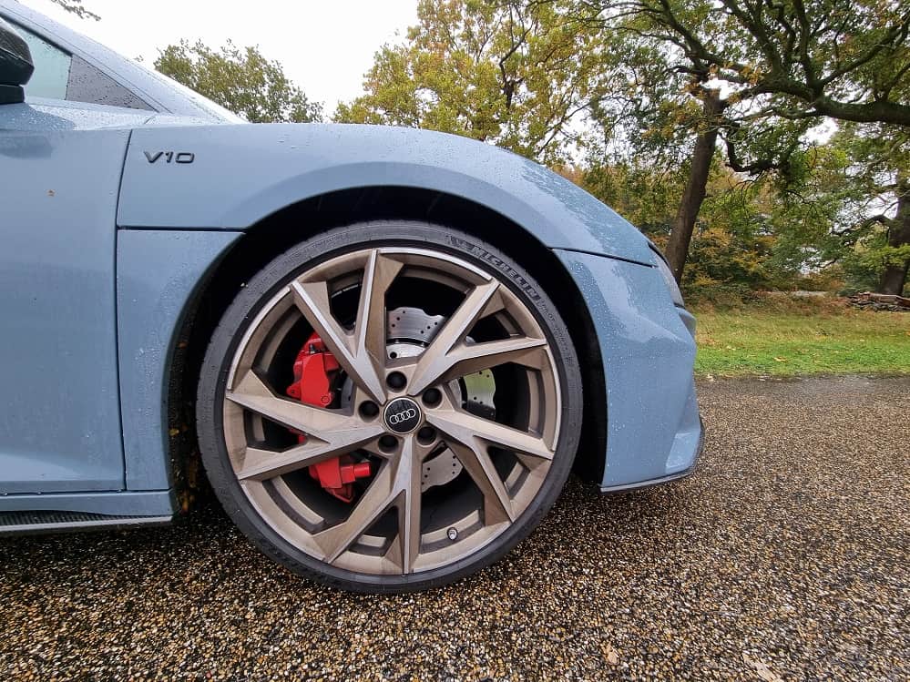 Audi R8 wheel
