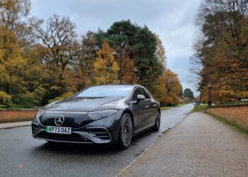 Mercedes EQS