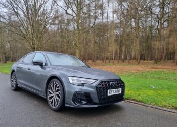 Audi S8