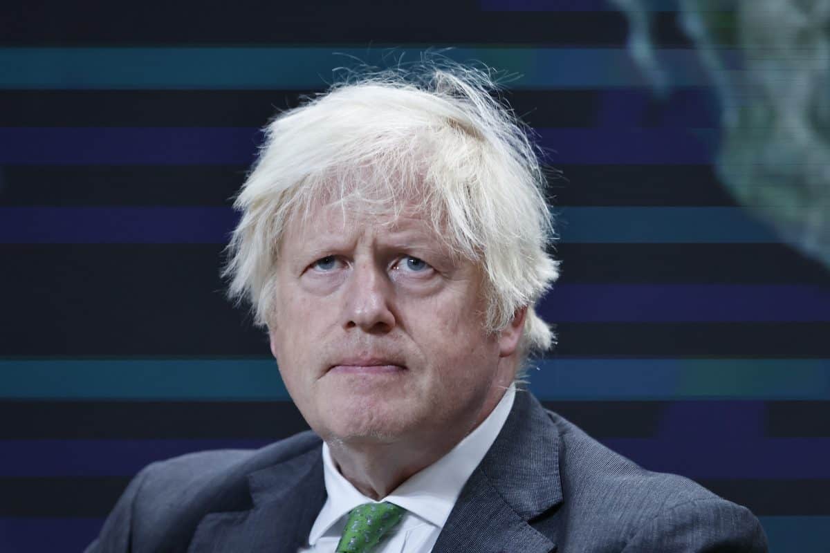 Boris Johnson allegedly 'broke same rules as Farage' - by accepting gift from SAME donor