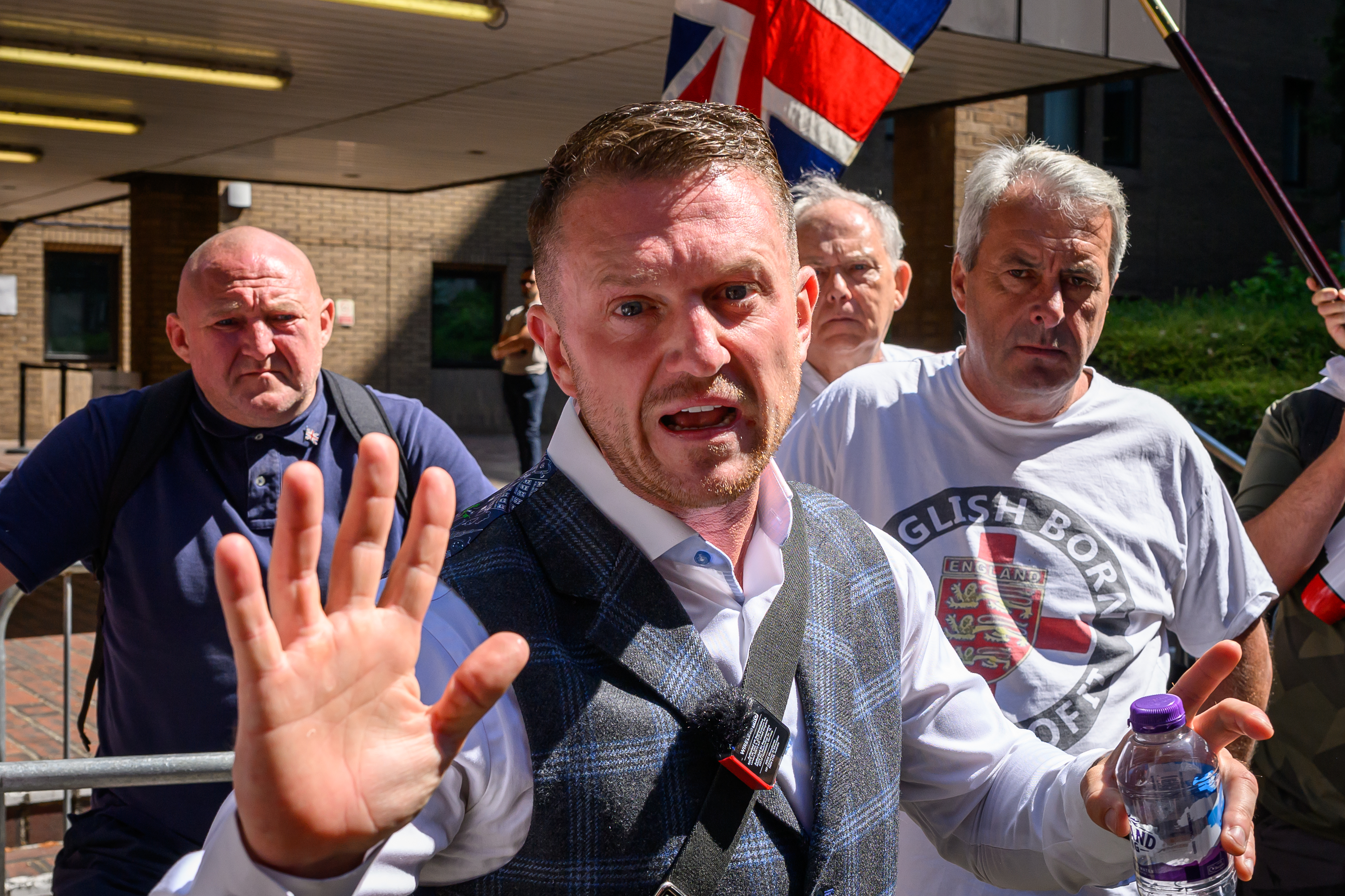 Tommy Robinson charging £28-per-minute as a personal coach to the far-right