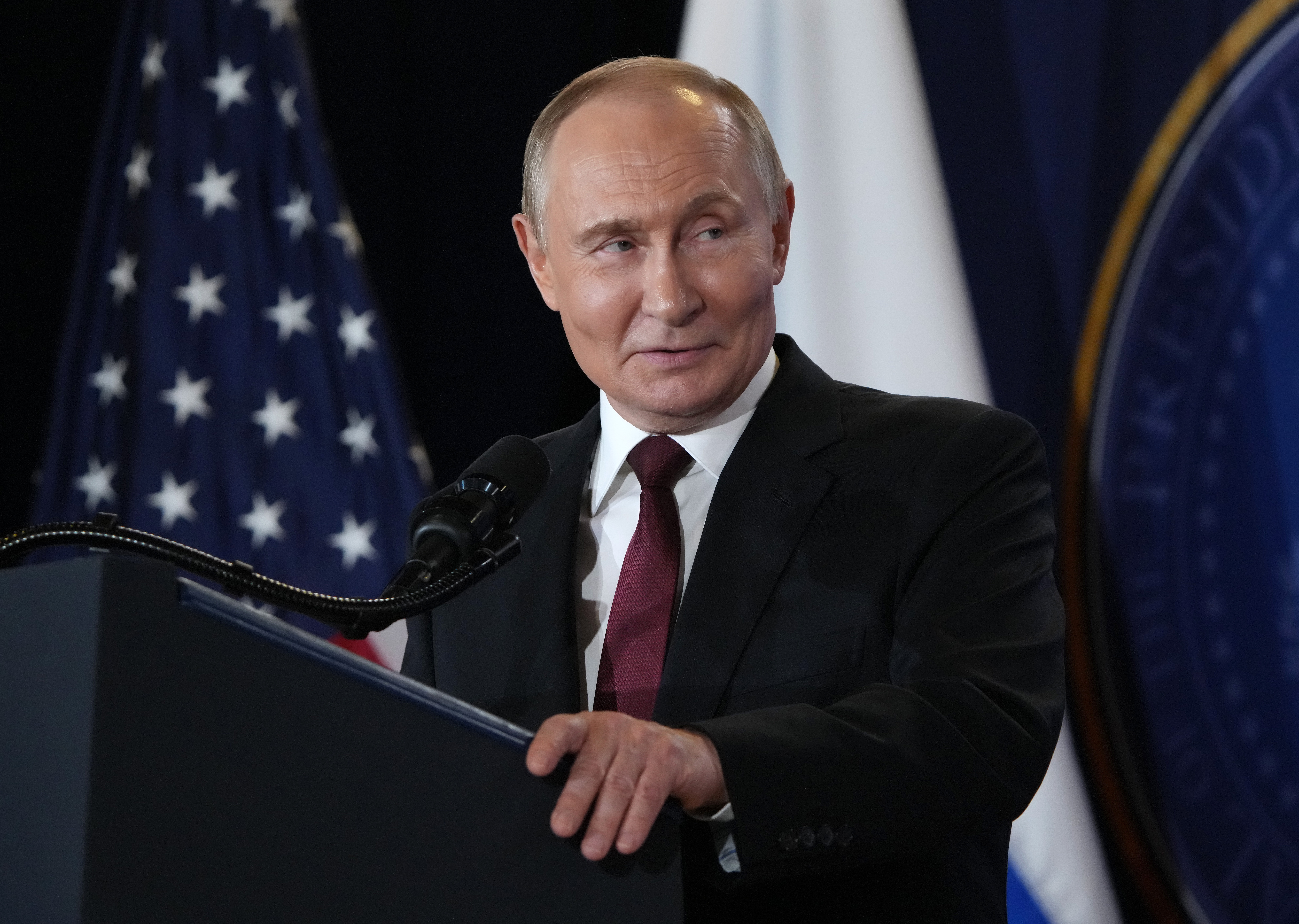 Top Putin ally urges nuclear bombs to be dropped on Oxford and Cambridge