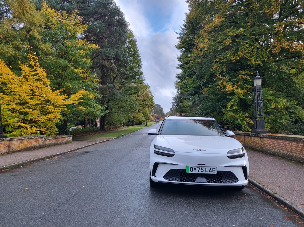 Genesis GV60