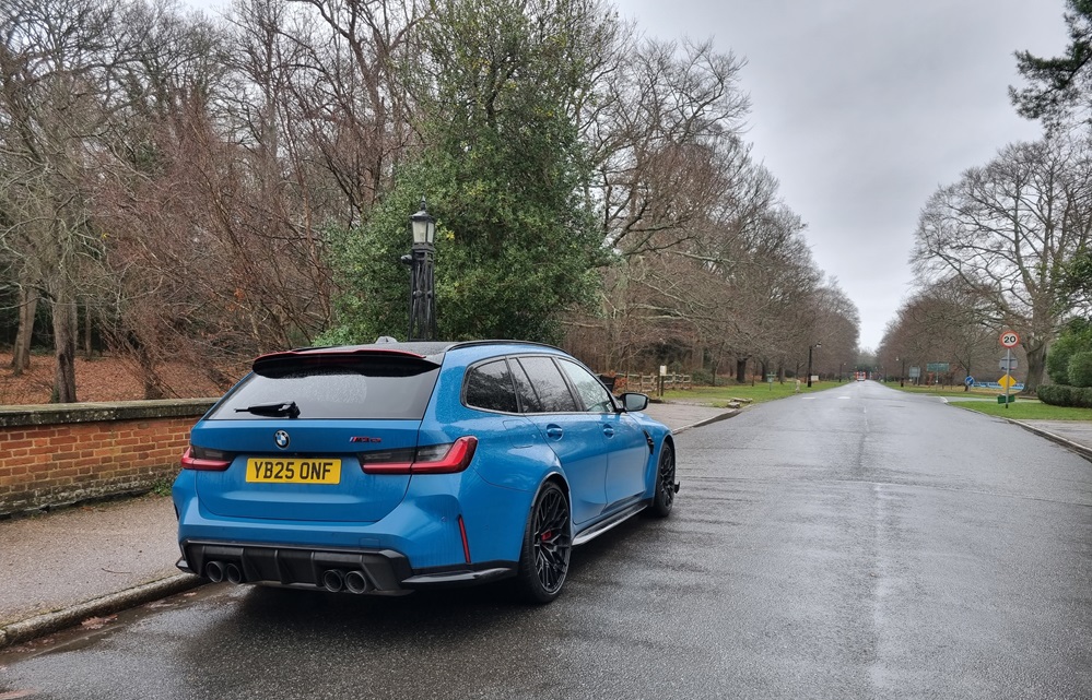 BMW M3 CS Touring