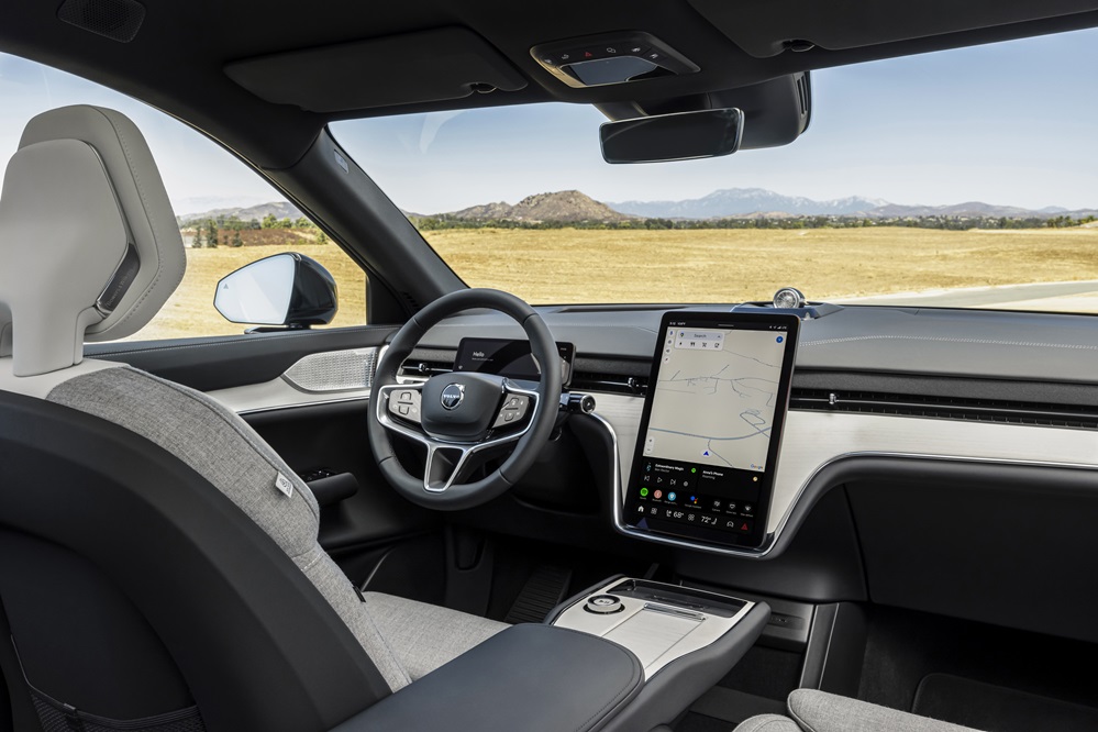 Volvo EX90 interior
