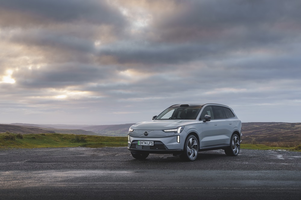 Volvo EX90