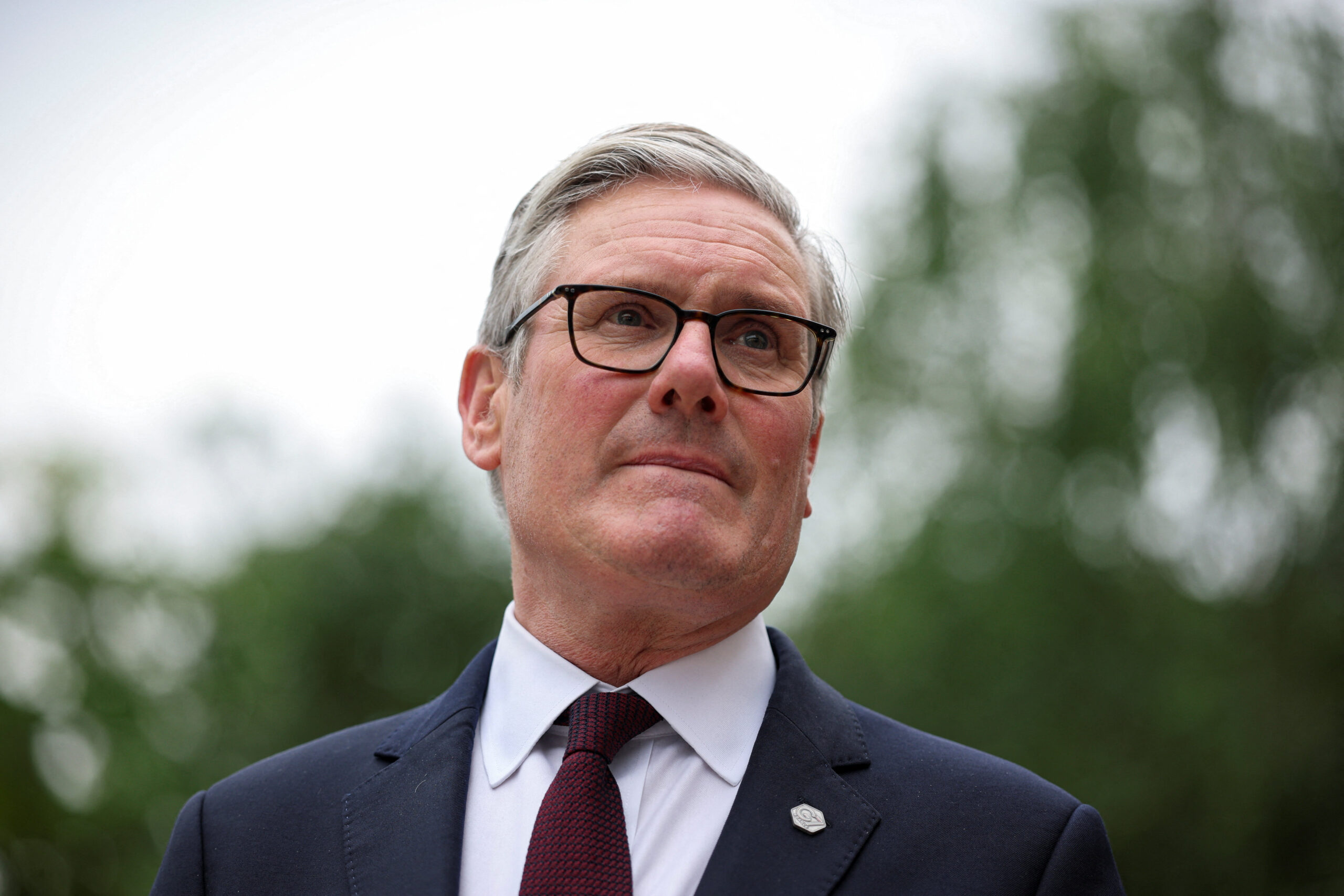 Labour minister calls for law forcing a general election if a party changes its leader