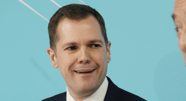 robert jenrick immigration minister deleted tweet