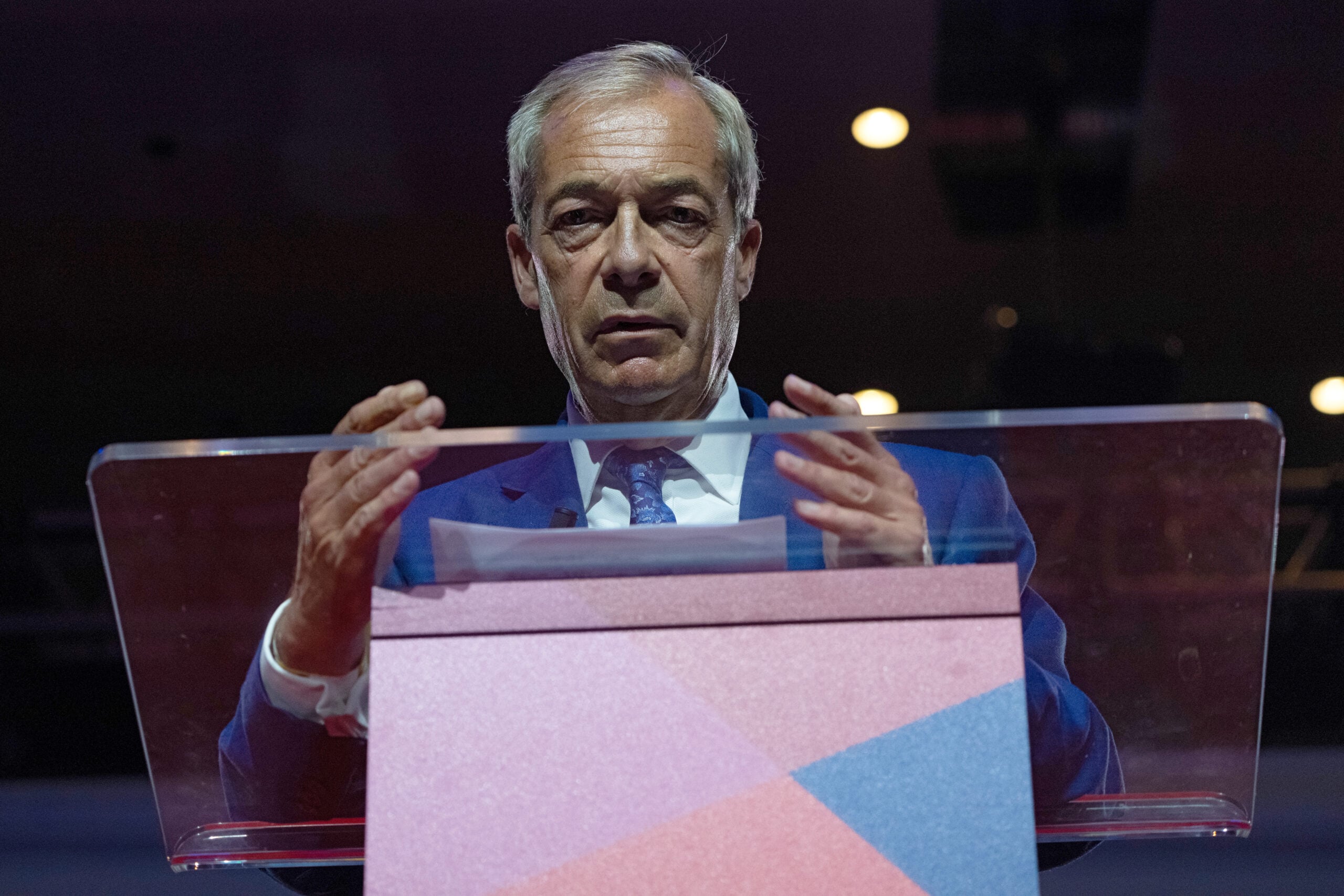 Parliamentary watchdog immediately reopens Farage investigation after Clacton by-election