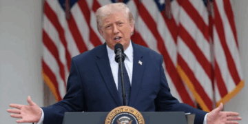 trump quit presidency