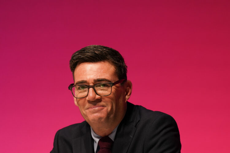labour win majority