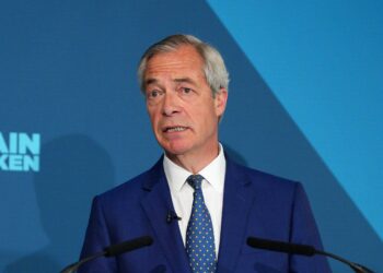 farage not attending budget